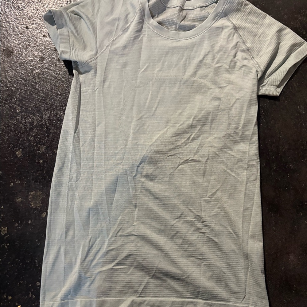 Lululemon Swiftly Light Gray Short Sleeve Shirt